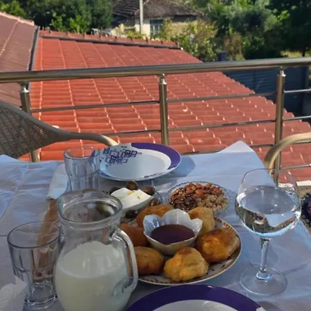 Διαμέρισμα Aloe Velabisht