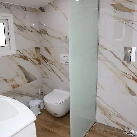 Apartamento Aloe Velabisht